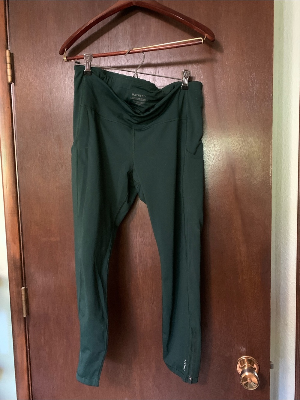 Athleta ultimate run 7/8tight leggings size Large